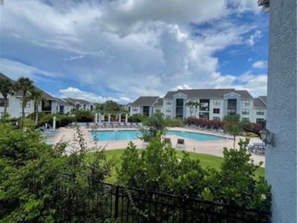 13521 Eagle Ridge DR, Unit 123, FORT MYERS, FL 33912