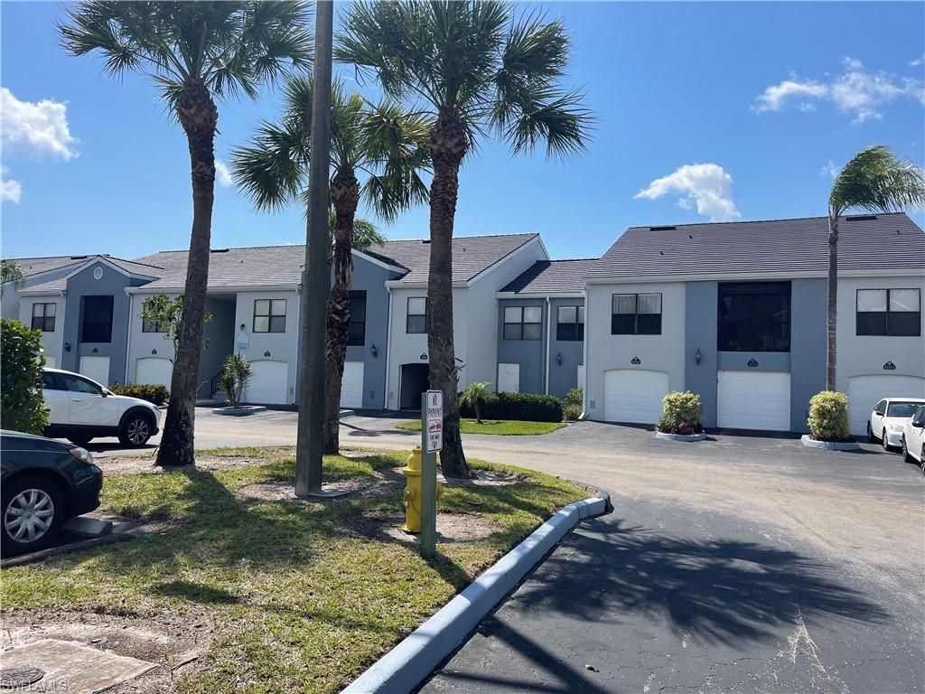 13521 Eagle Ridge Dr, Unit 123, Fort Myers, FL 33912 Photo
