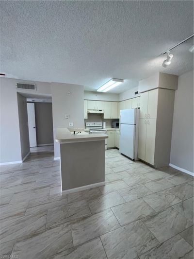 13521 Eagle Ridge Dr, Unit 123, Fort Myers, FL 33912 Photo