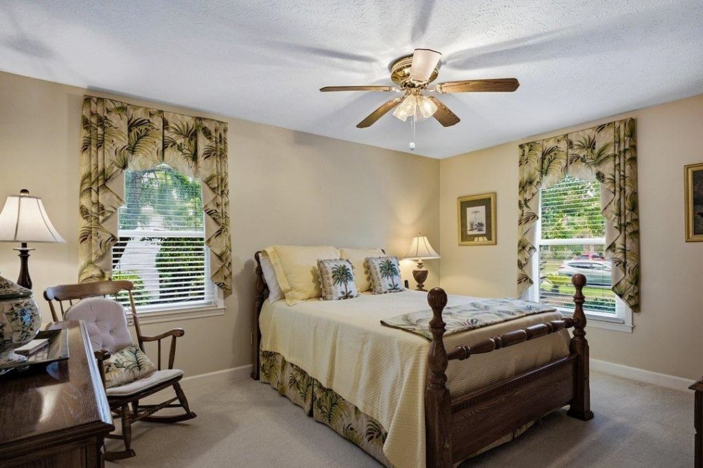 410 Pinecrest Dr.  Photo 13