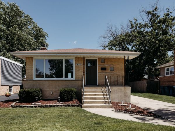 4344 W Linecrest Drive , Alsip, IL 60803