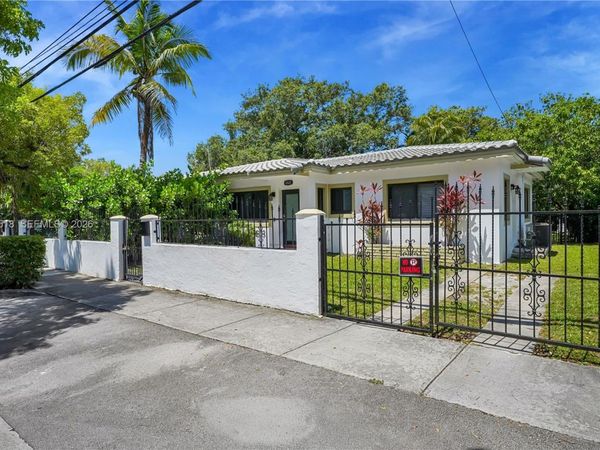 6820 NE 5th Ave , Unit 6822, Miami, FL 33138