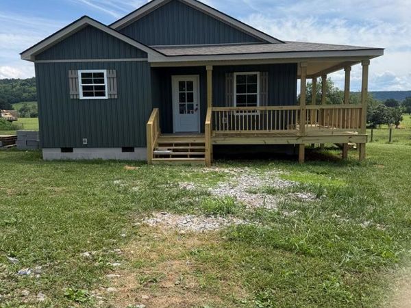 2065 Duck Pond Rd., Sparta, TN 38583