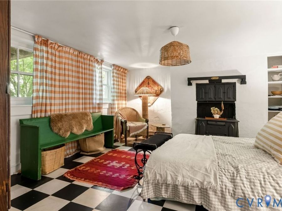 Property Image 5