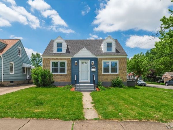 226 Parkhurst Boulevard , Tonawanda, NY 14223