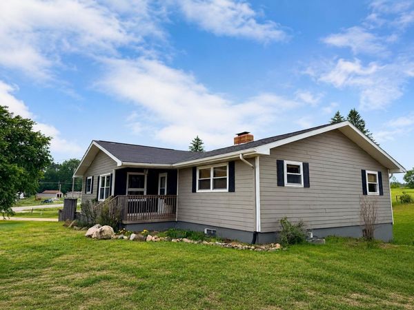 4522 210th Avenue, Reed City, MI 49677