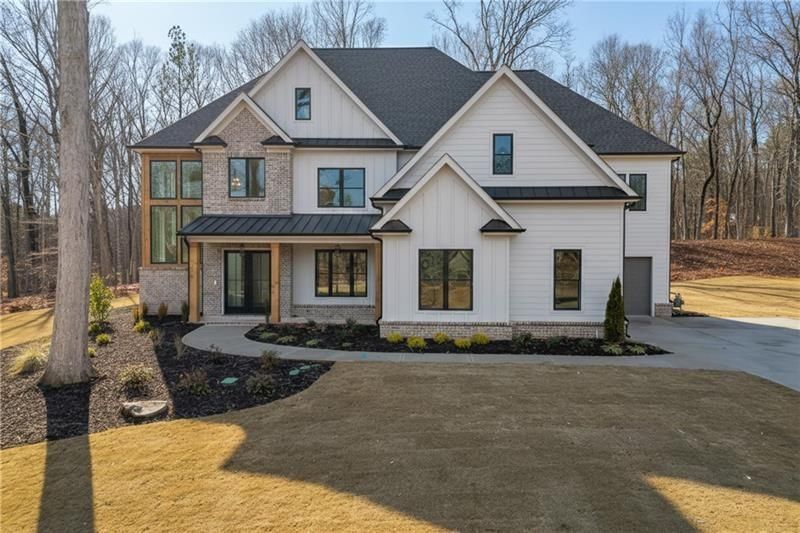 100 Gleneagles Way , Pendergrass, GA 30567 Main Photo