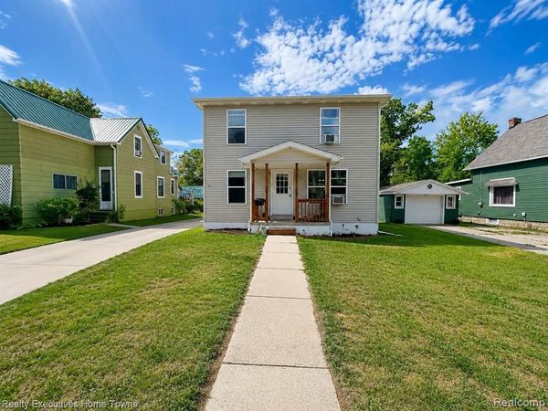 2914 South Boulevard, Port Huron, MI 48060