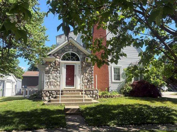 6001 N Harvey Street , Westland, MI 48185