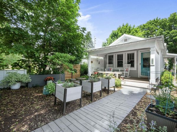 334 Twelfth Street W, Traverse City, MI 49684