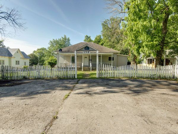 150 E Elm Street , Republic, MO 65738