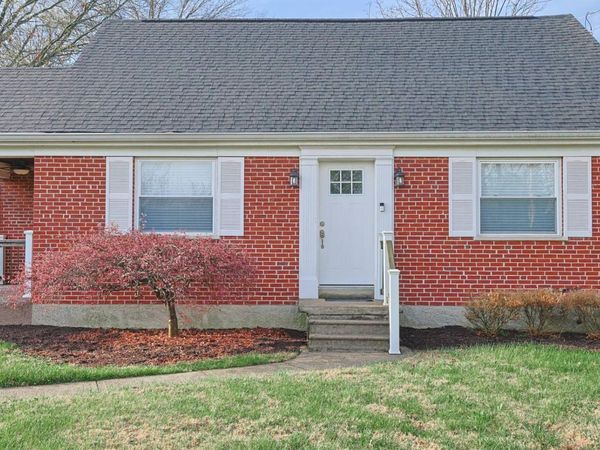 10019 Zig Zag Road, Montgomery, OH 45242