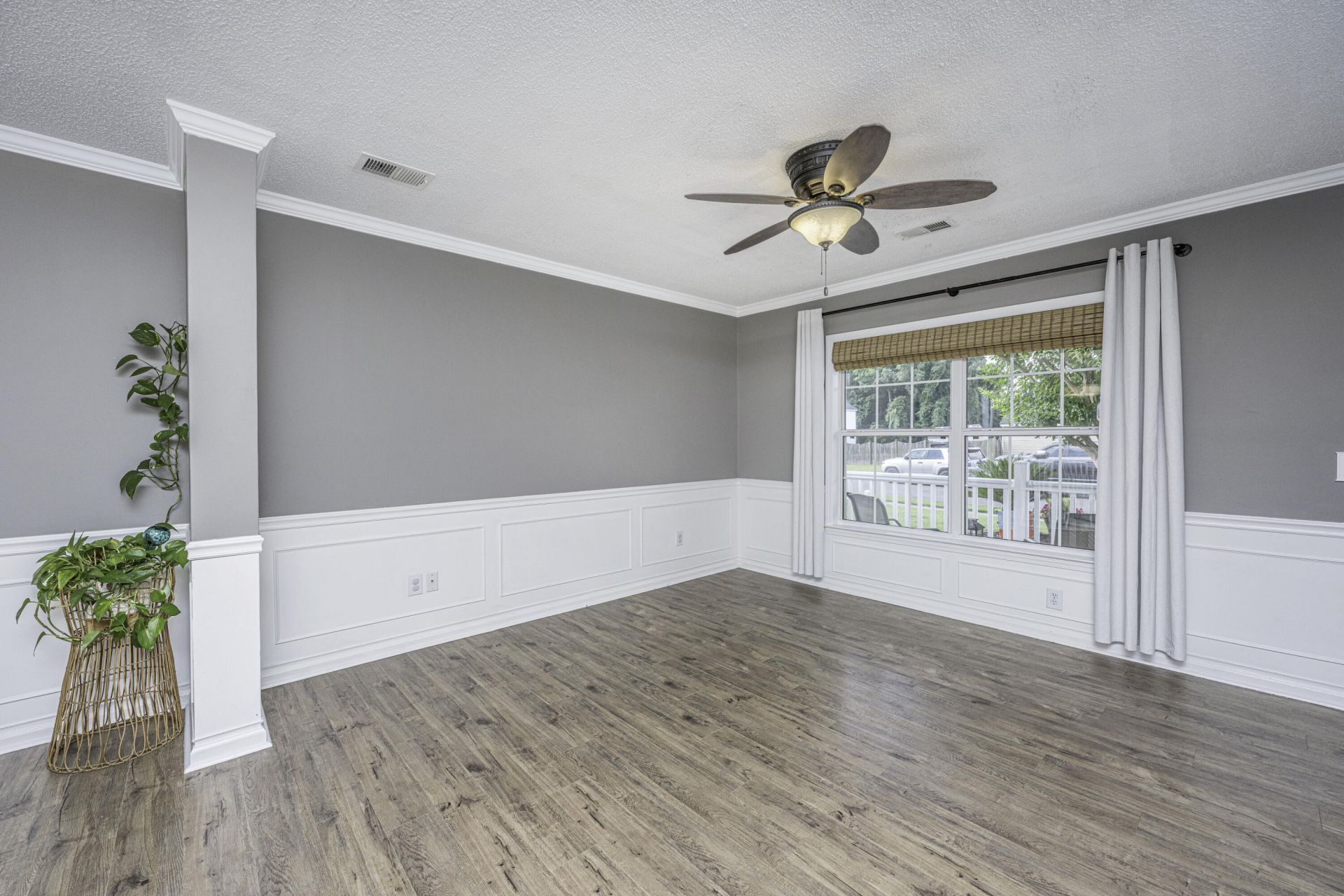 2036 Robin Wood Boulevard Photo 6