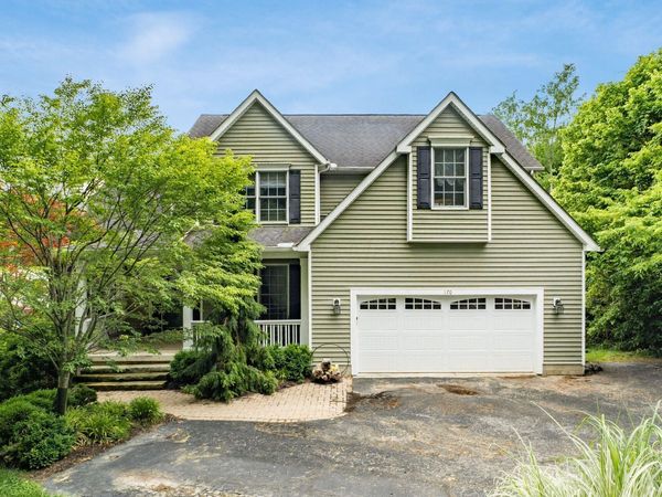 170 Rose Drive , Granville, OH 43023
