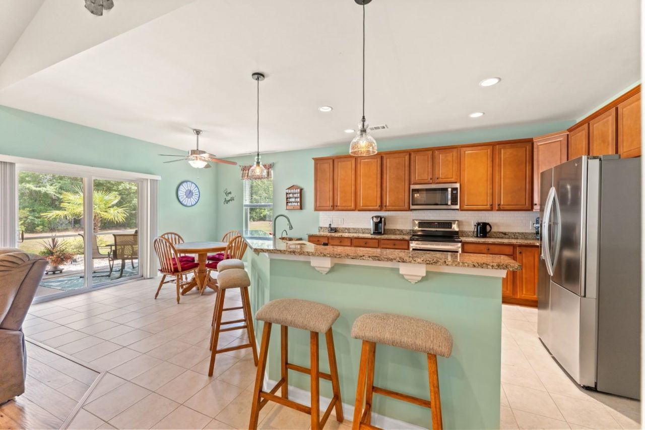 733 Lafayette Park Dr.  Photo 11