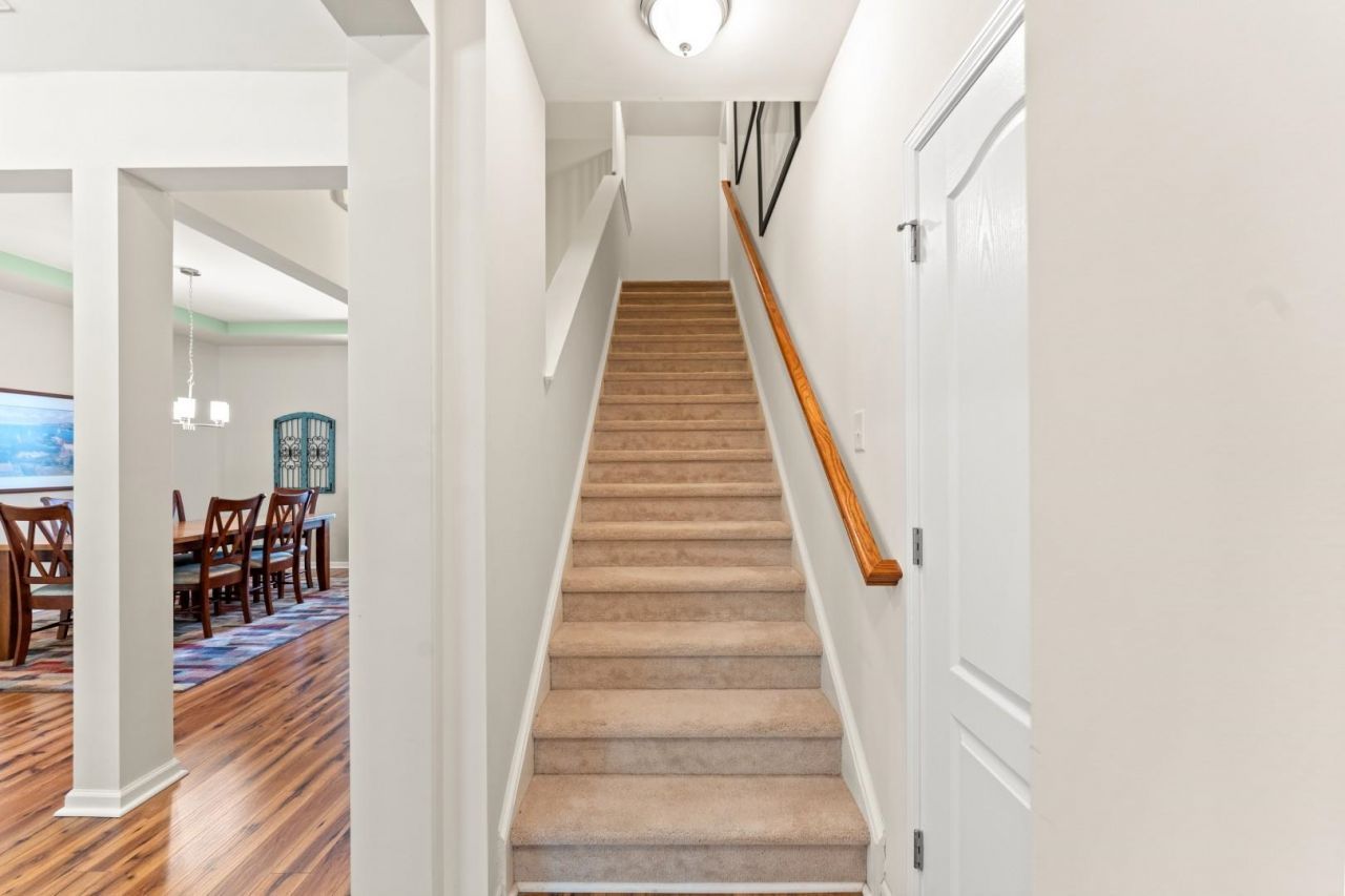733 Lafayette Park Dr.  Photo 17