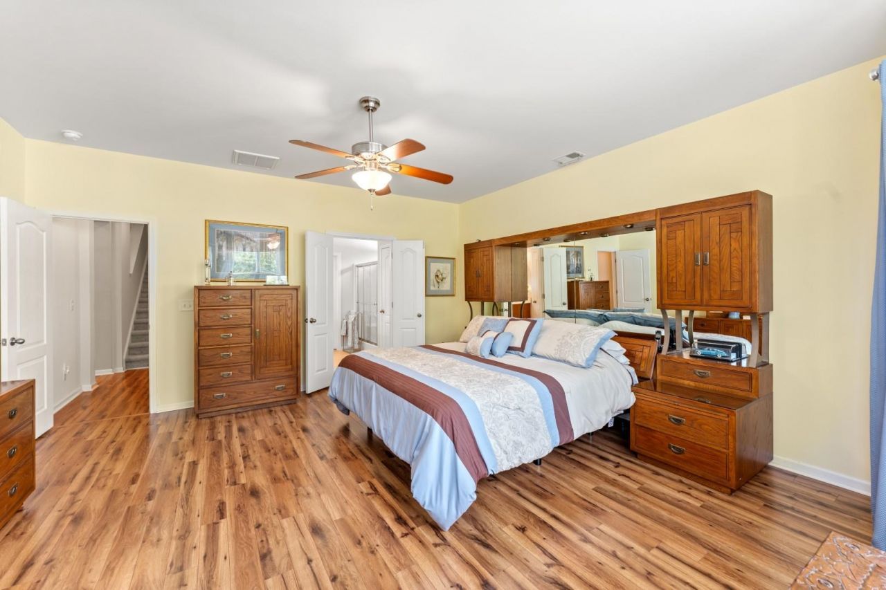 733 Lafayette Park Dr.  Photo 19
