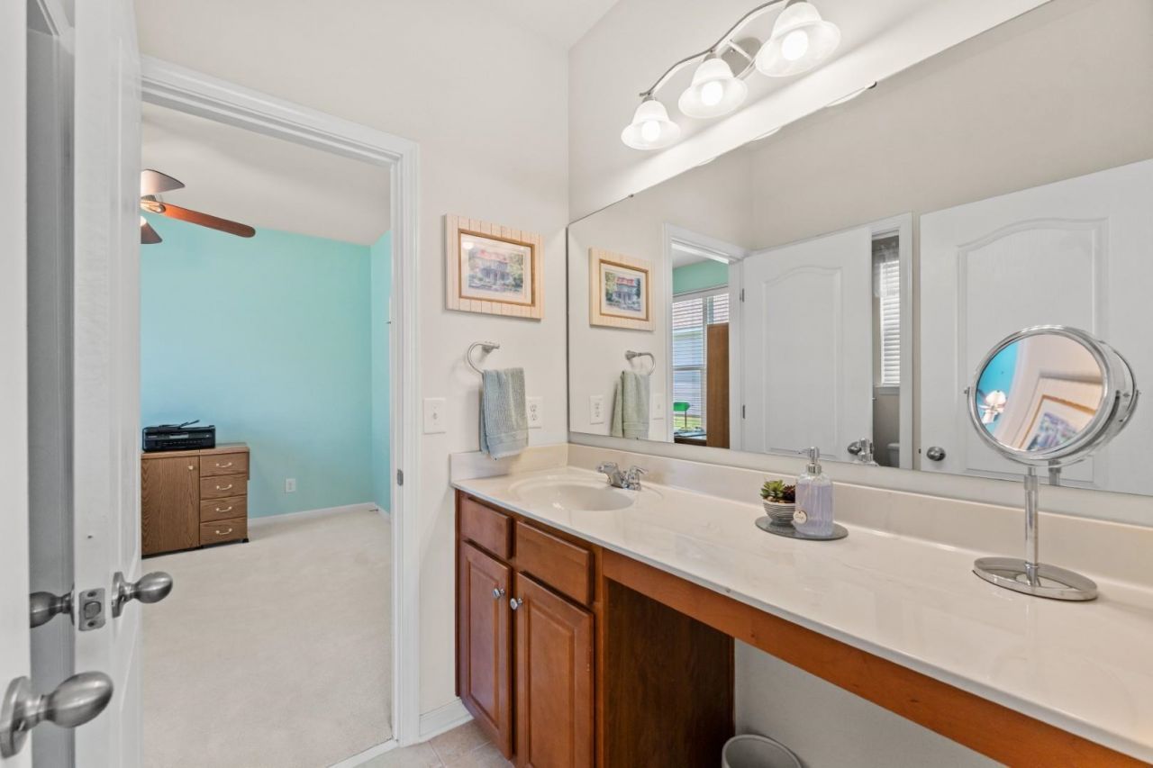 733 Lafayette Park Dr.  Photo 25