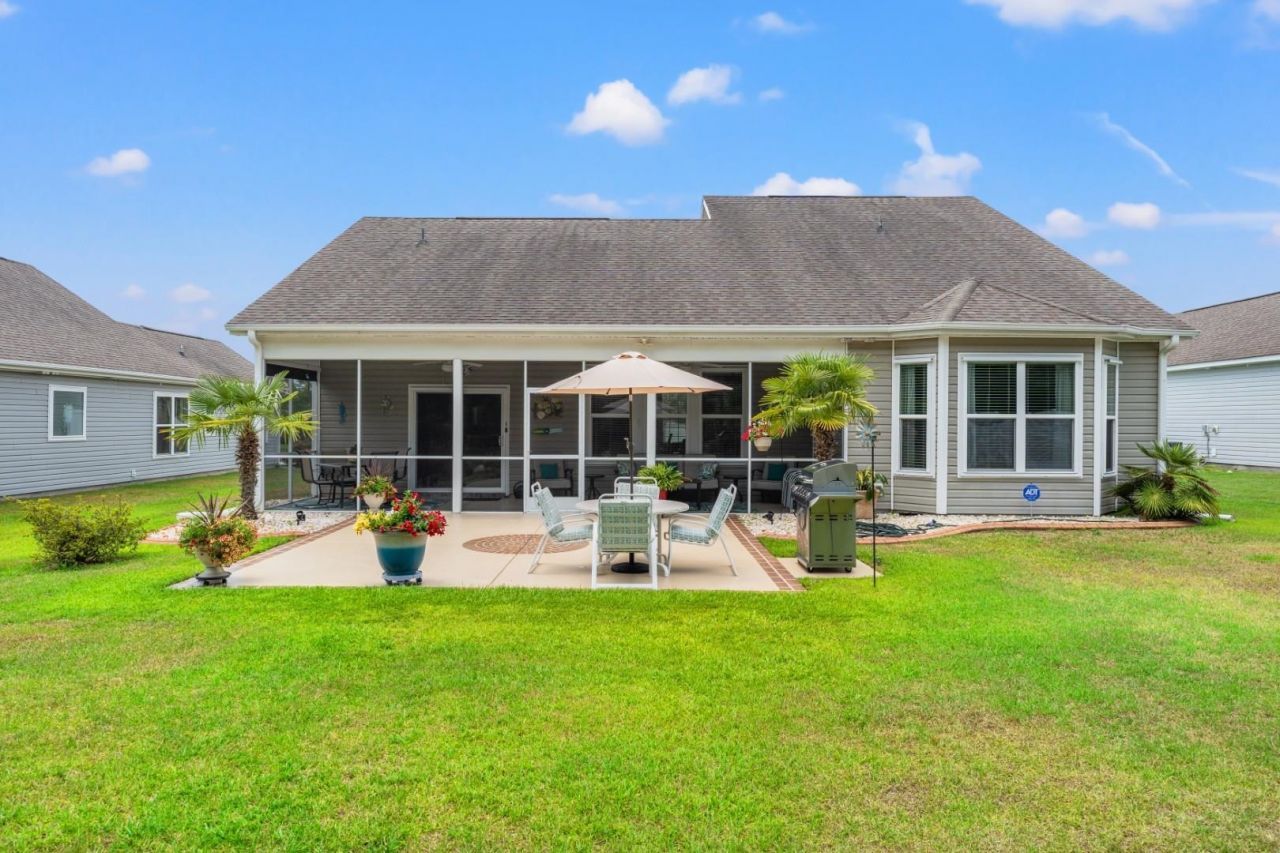 733 Lafayette Park Dr.  Photo 33