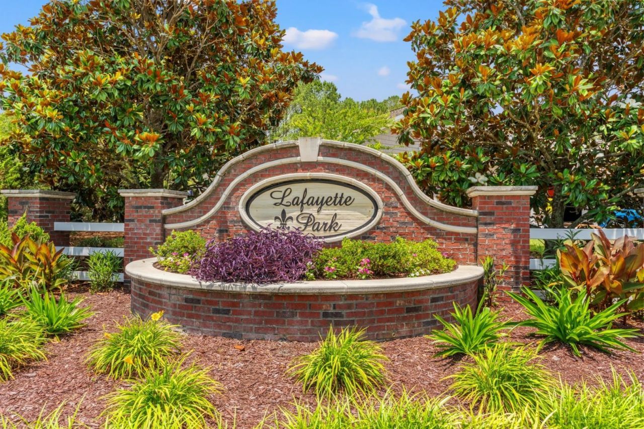 733 Lafayette Park Dr.  Photo 34