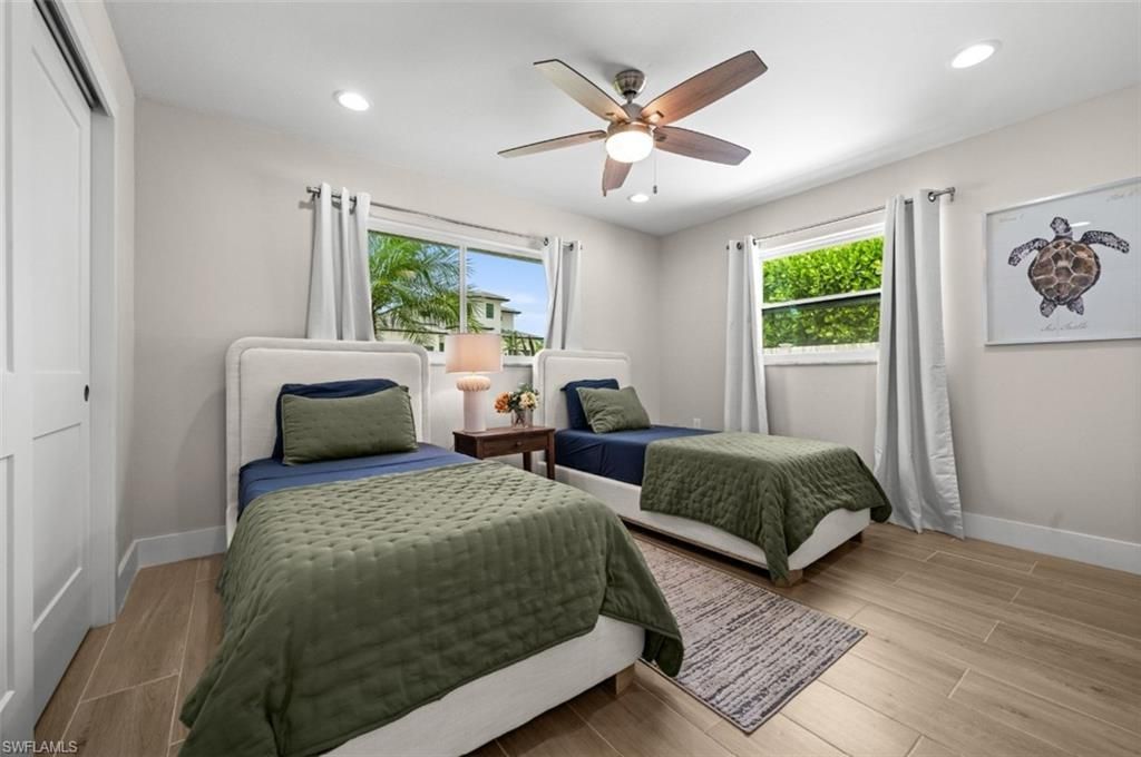 373 Egret Ave , Naples, FL 34108 Photo