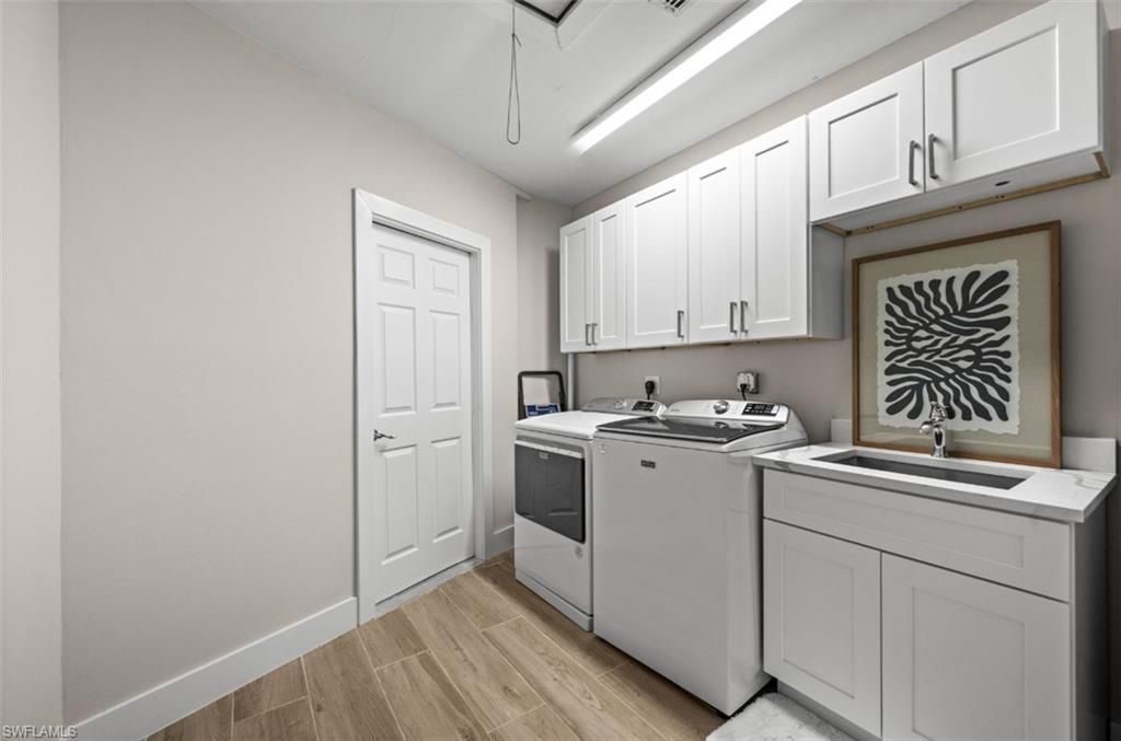 373 Egret Ave , Naples, FL 34108 Photo