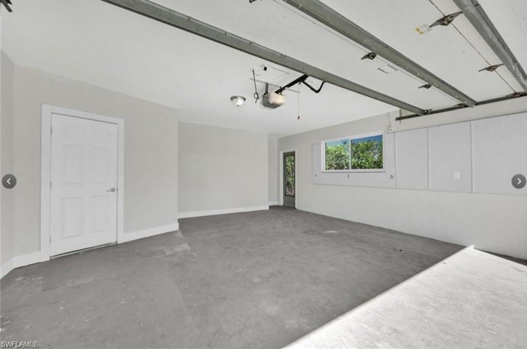 373 Egret Ave , Naples, FL 34108 Photo