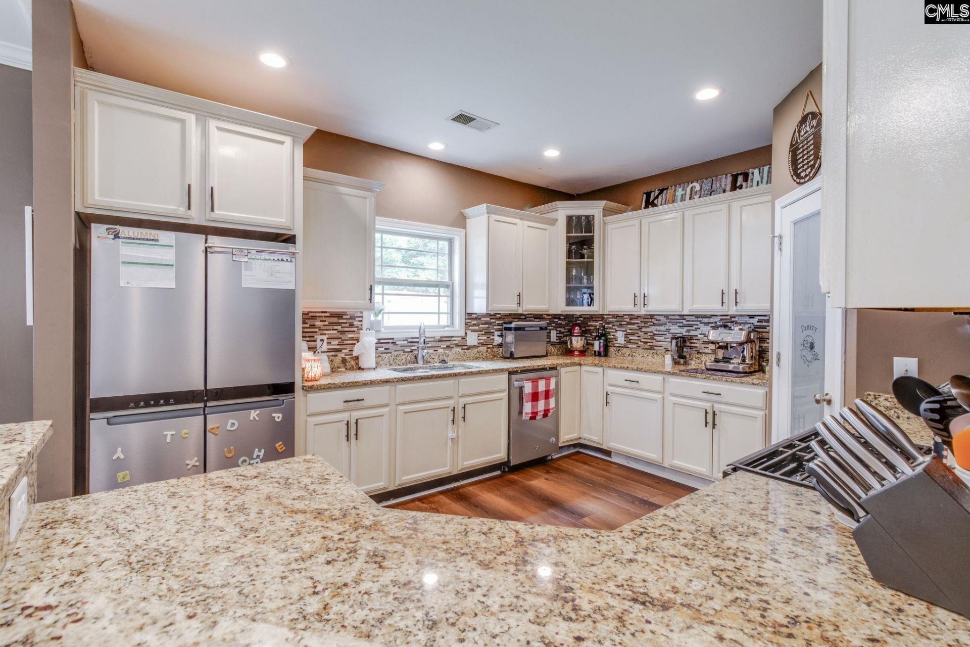 54 Revelstone Way Way  Photo 11