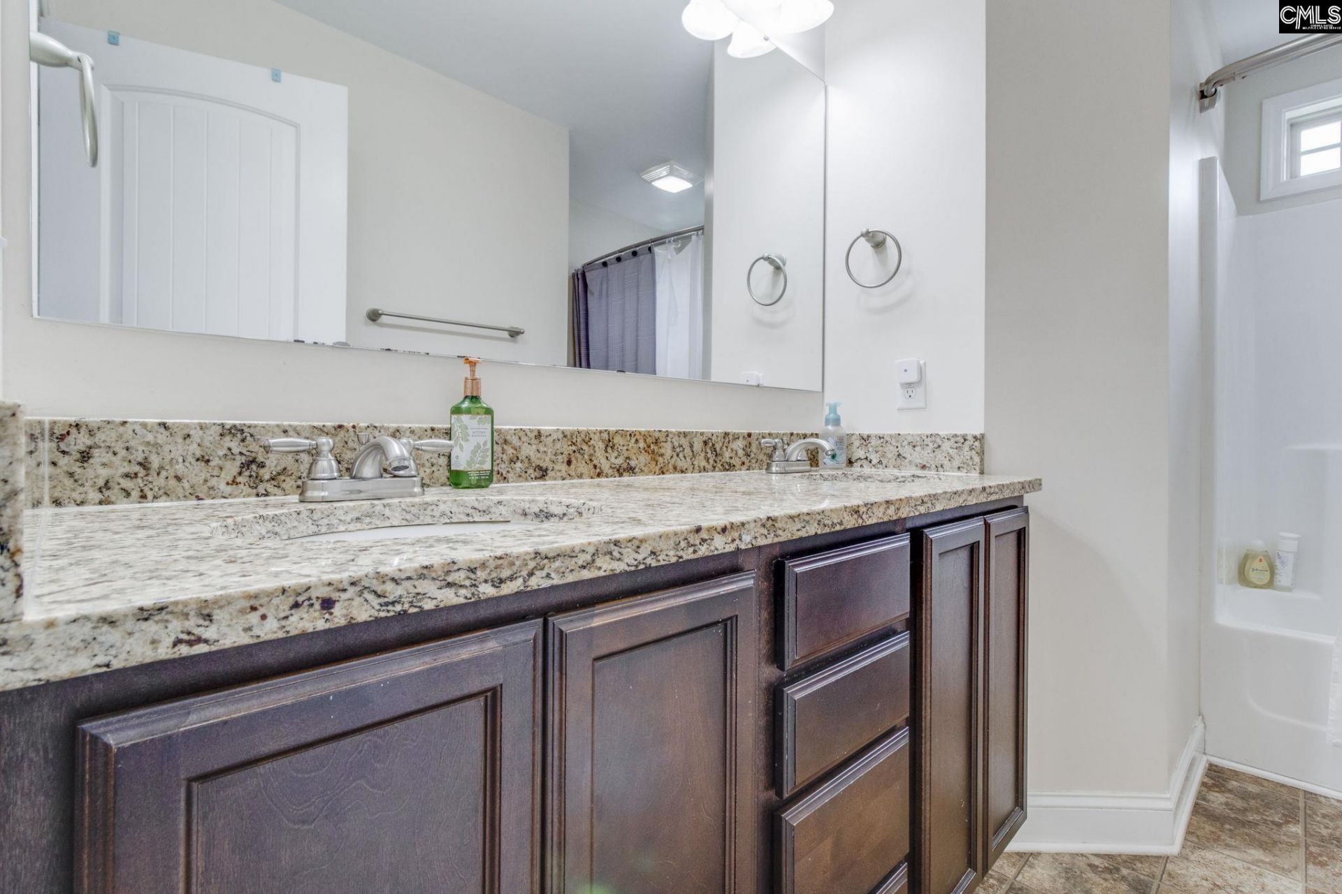 54 Revelstone Way Way  Photo 28