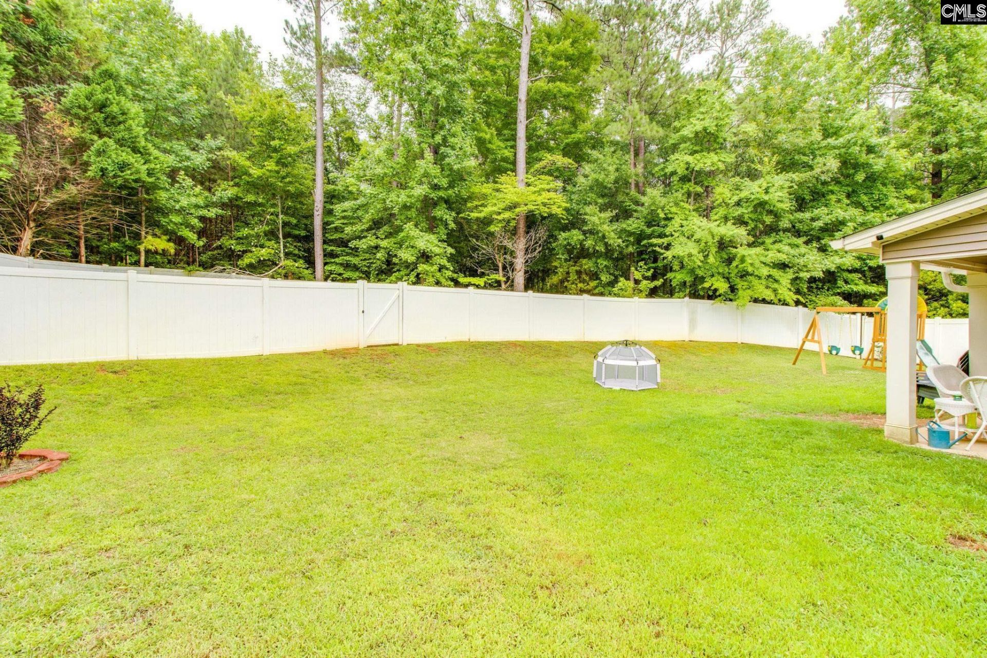 54 Revelstone Way Way  Photo 32