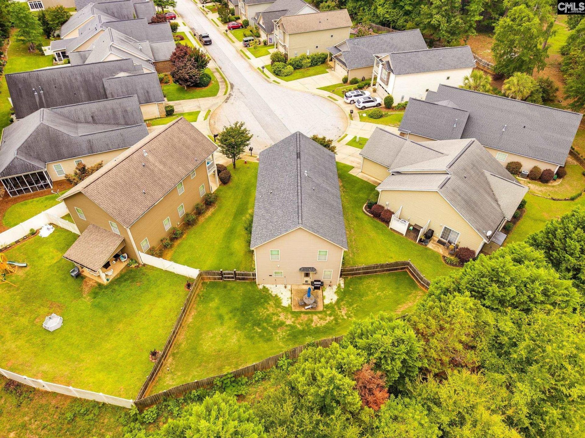 54 Revelstone Way Way  Photo 36