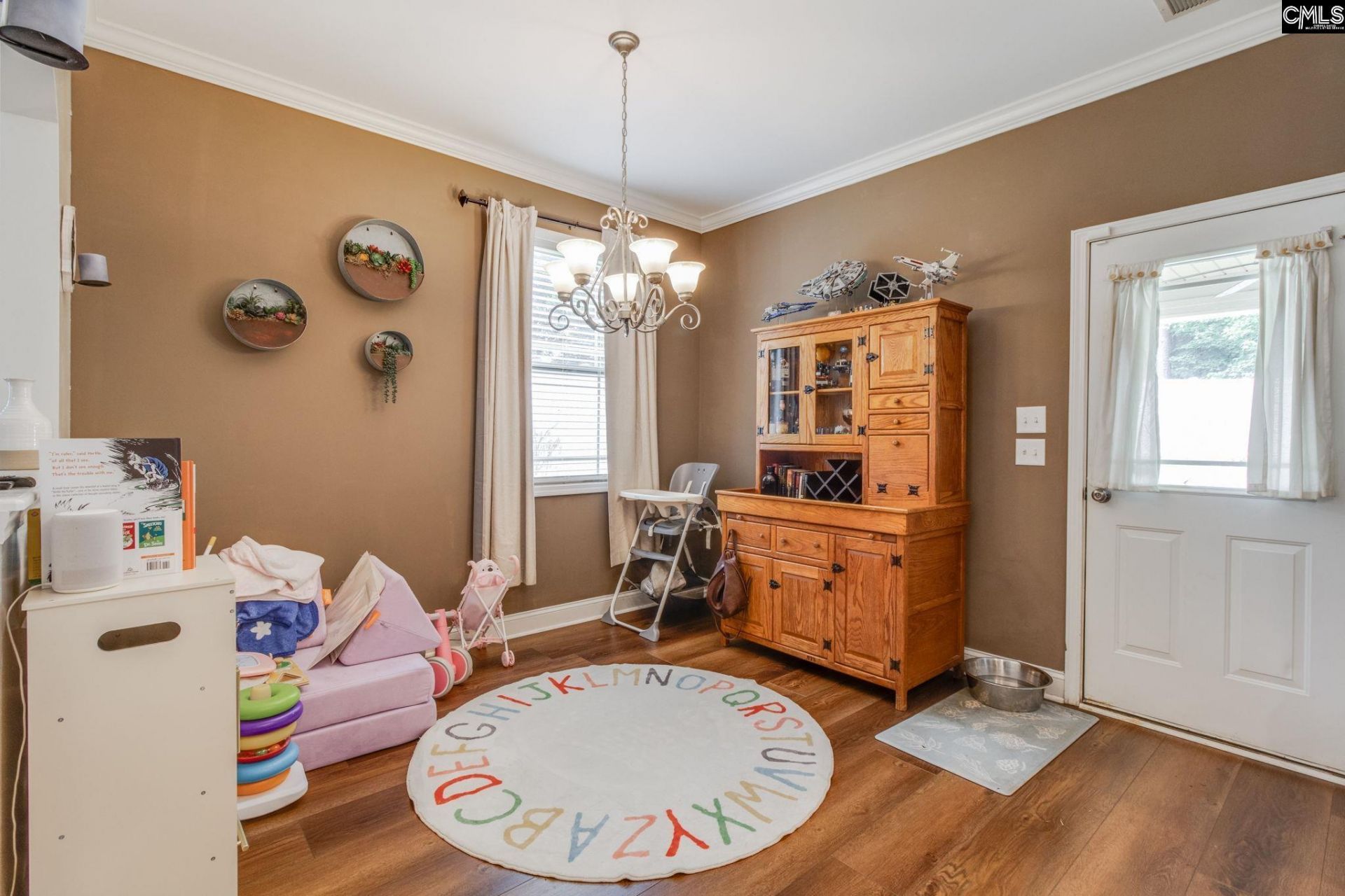 54 Revelstone Way Way  Photo 9