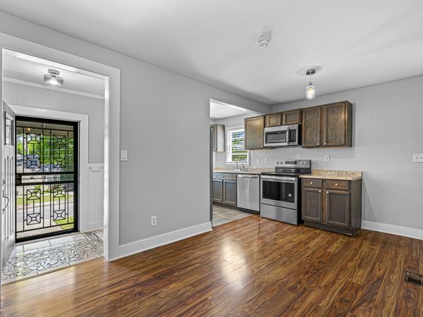 2405 Eden St , Nashville, TN 37208