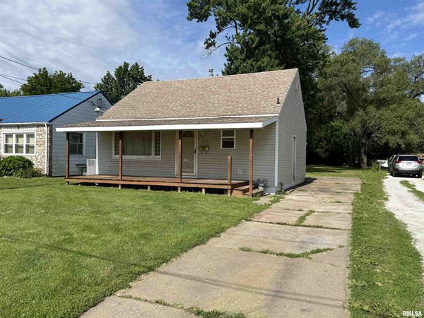 1319 N 24TH Street, Quincy, IL 62301