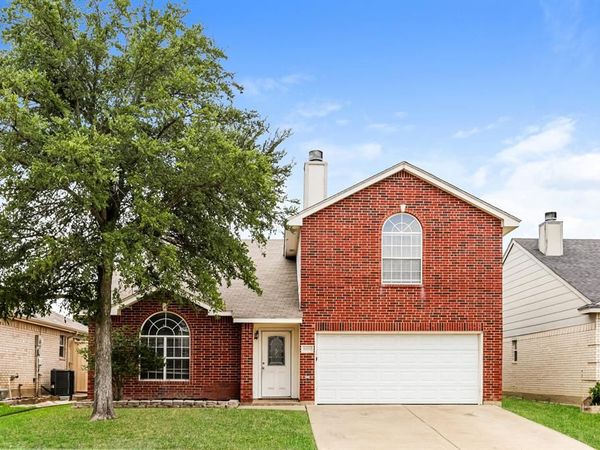 8959 Rushing River Drive, Fort Worth, TX 76118