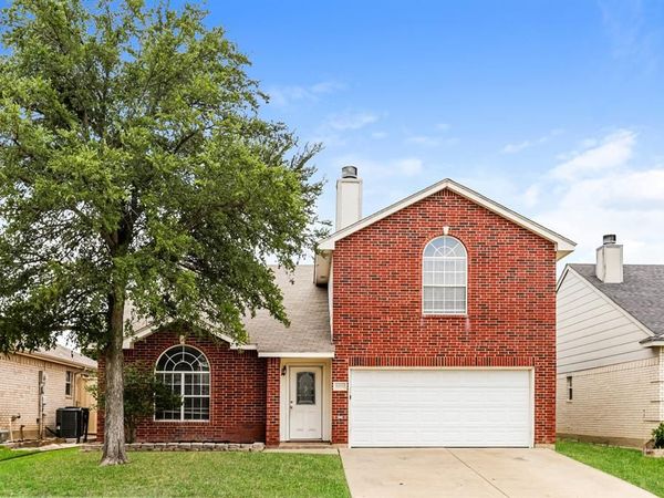 8959 Rushing River Drive, Fort Worth, TX 76118