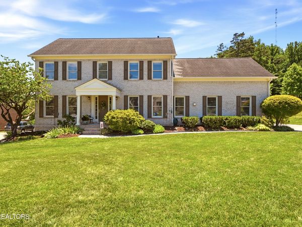 69 Rolling Links Blvd, Oak Ridge, TN 37830