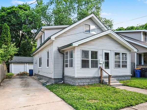 353 Cedar Street NE, Grand Rapids, MI 49503