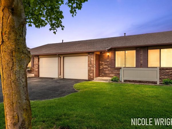 2922 Porter Court SW, Grandville, MI 49418