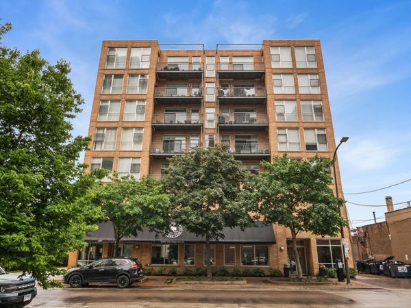1572 MAPLE Avenue , Unit 404, Evanston, IL 60201