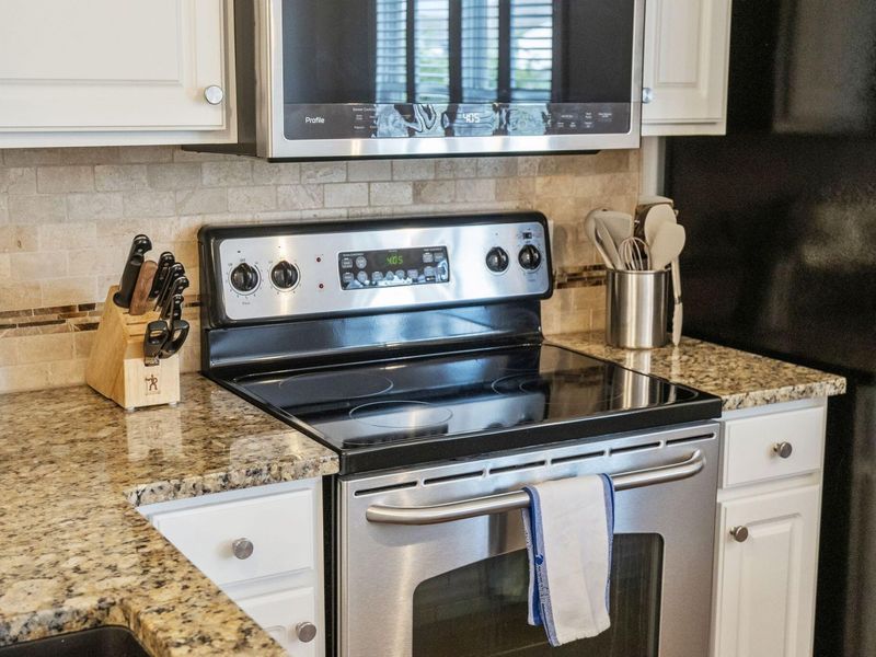 6016 Turnwood Drive, Unit 706, Westerville, OH 43081 Photo 17