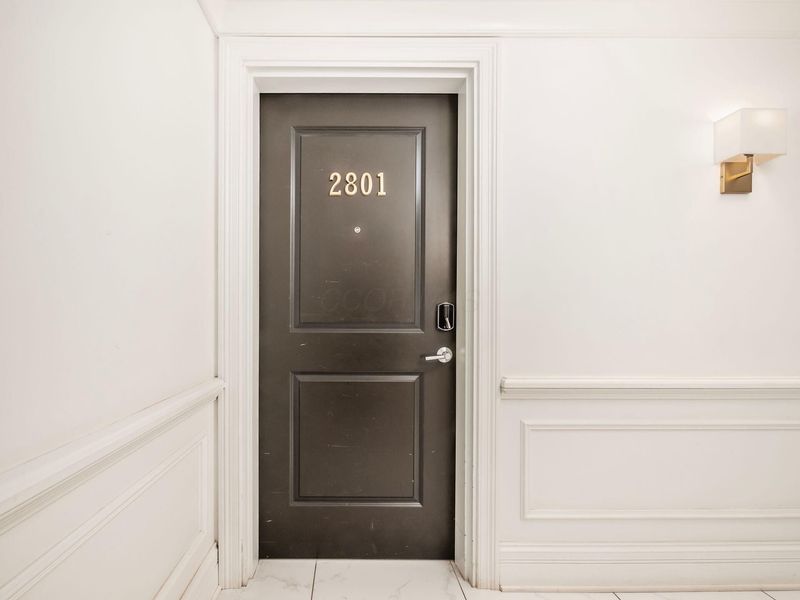 50 W Broad Street , Unit 2801, Columbus, OH 43215 Photo 11