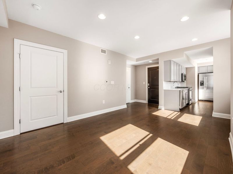 50 W Broad Street , Unit 2801, Columbus, OH 43215 Photo 3