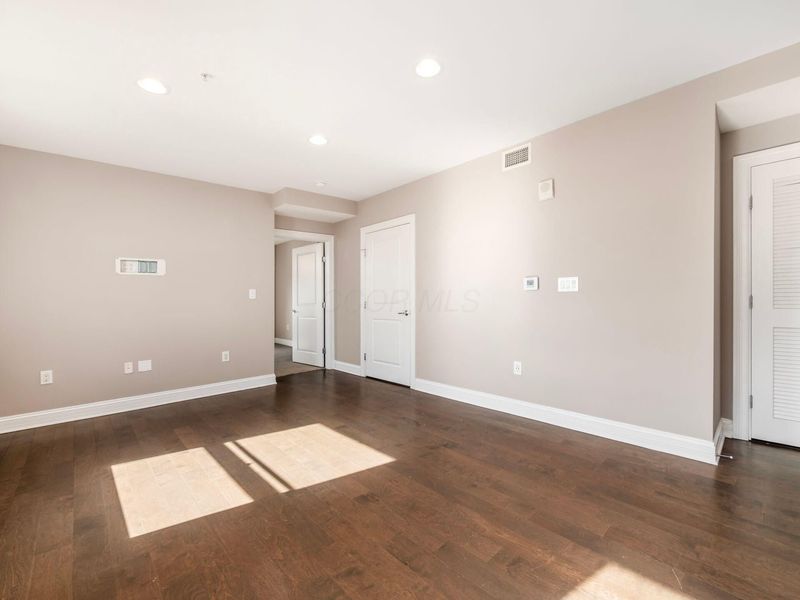 50 W Broad Street , Unit 2801, Columbus, OH 43215 Photo 4
