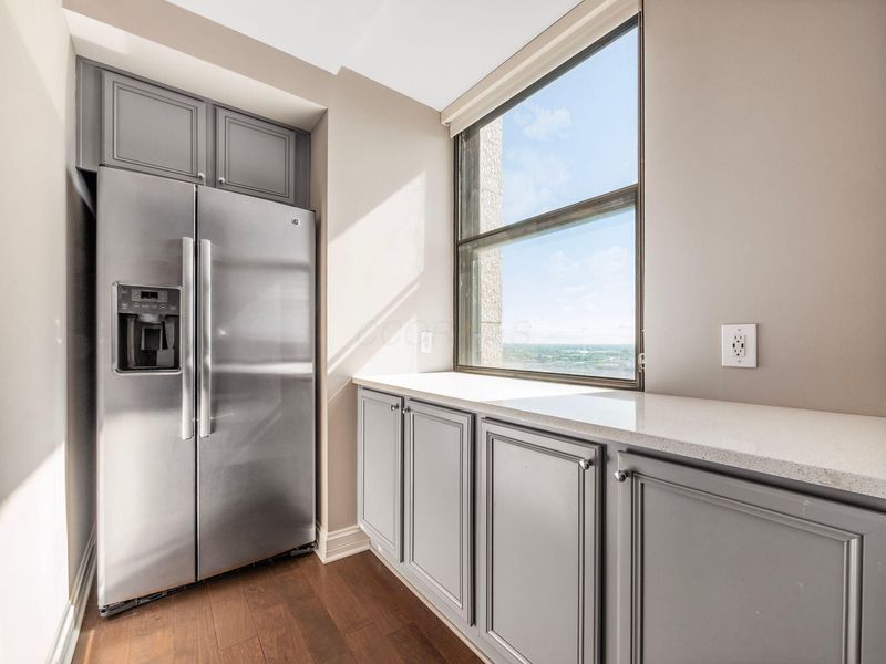 50 W Broad Street , Unit 2801, Columbus, OH 43215 Photo 7