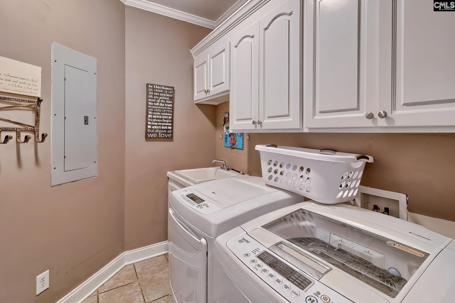 302 Lookout Hill Drive Photo 18