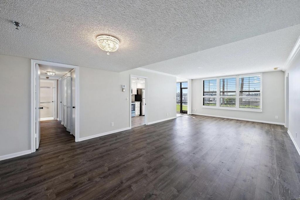 1748 Jupiter Cove Drive, Unit 121 A, Jupiter, FL 33469 Photo