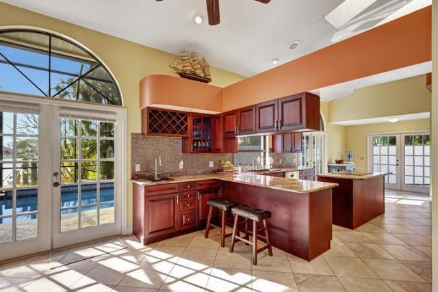 137 Queens Road, Fort Pierce, FL 34949 Photo