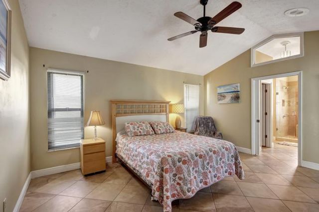 137 Queens Road, Fort Pierce, FL 34949 Photo