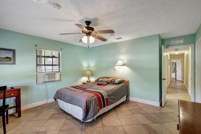 137 Queens Road, Fort Pierce, FL 34949 Photo